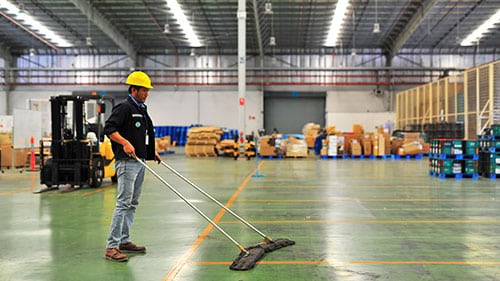 warehouse staffing