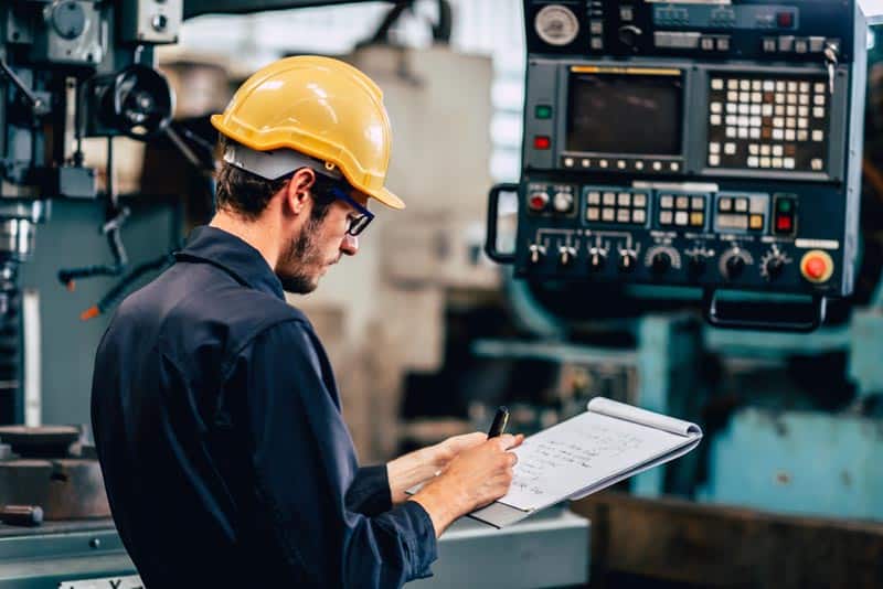 What skills do you need to be a machine operator?