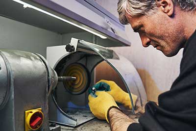 CNC ID Grinder Operator